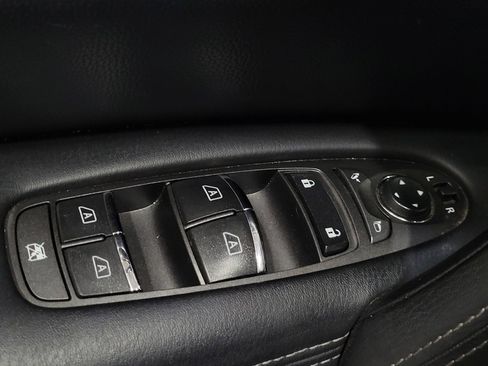 Used 2019 Nissan Armada SV w/ Driver Package RWD image 27