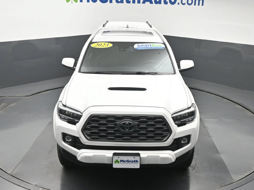 Used 2023 Toyota Tacoma TRD Sport w/ TRD Premium Sport Package AWD/4WD image 29