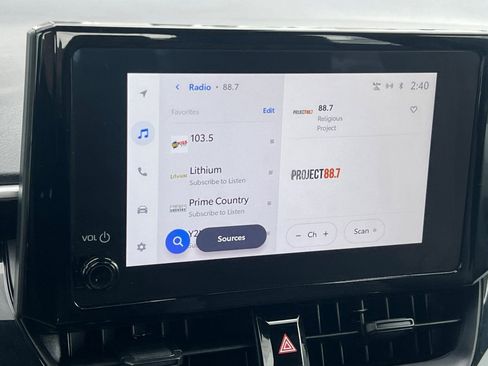 Used 2025 Toyota Corolla SE image 14