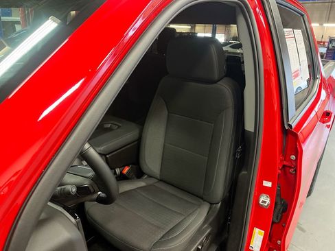 Used 2025 Chevrolet Silverado 1500 LT image 19