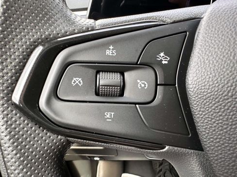 Used 2024 Chevrolet TrailBlazer LS FWD image 15