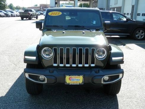 Used 2023 Jeep Wrangler Unlimited Sahara w/ LED Lighting Group AWD/4WD image 3