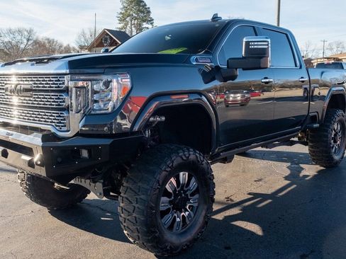 Used 2020 GMC Sierra 2500 Denali w/ Denali Ultimate Package image 3