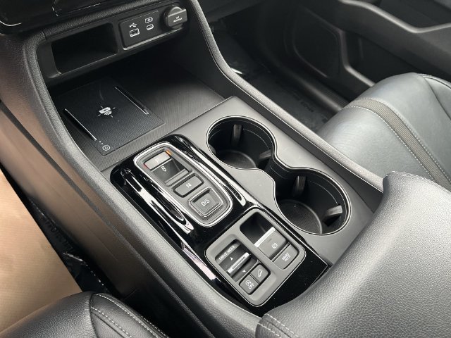 Used 2025 Honda Pilot EX-L image 23