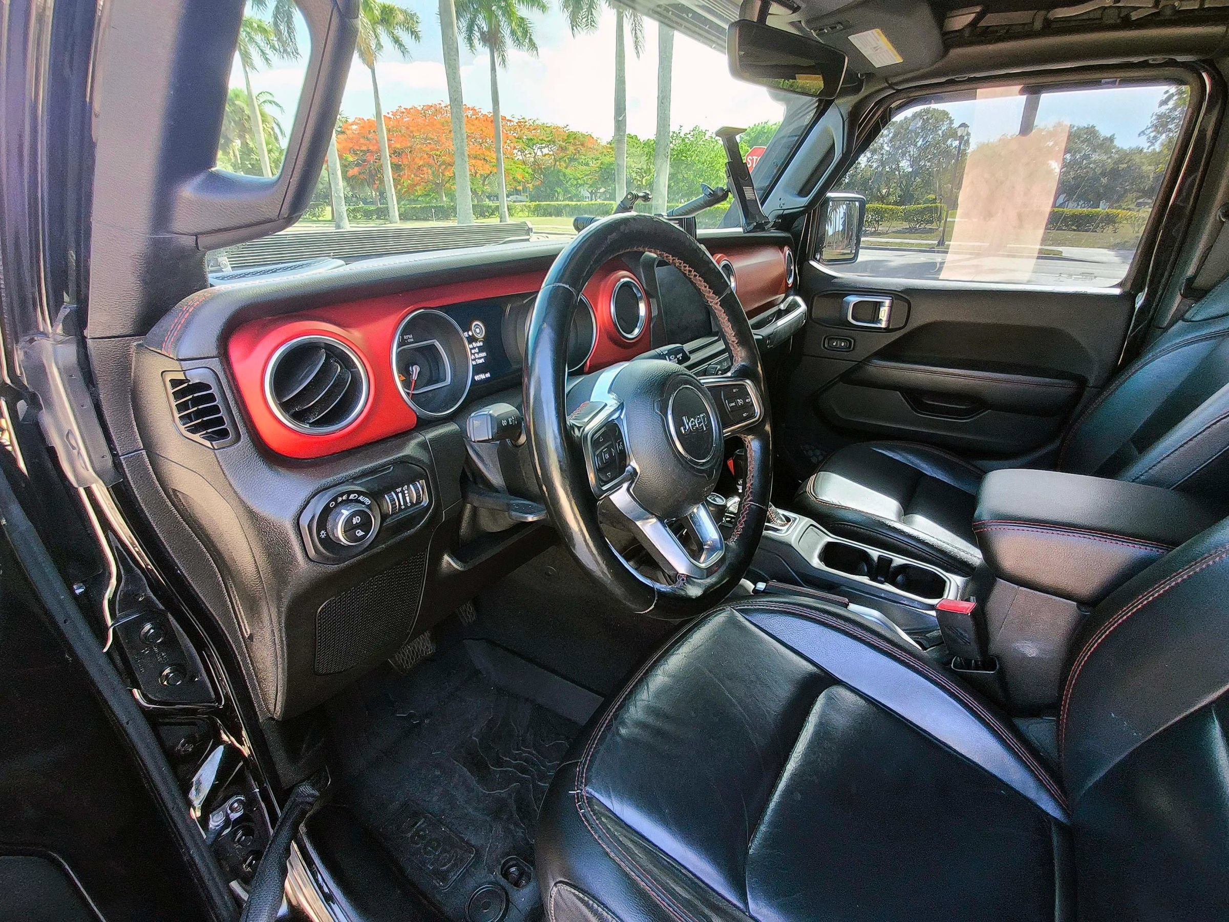Used 2020 Jeep Gladiator Rubicon AWD/4WD image 8