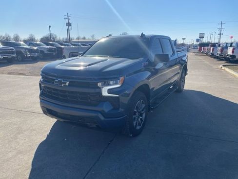Used 2024 Chevrolet Silverado 1500 RST image 2