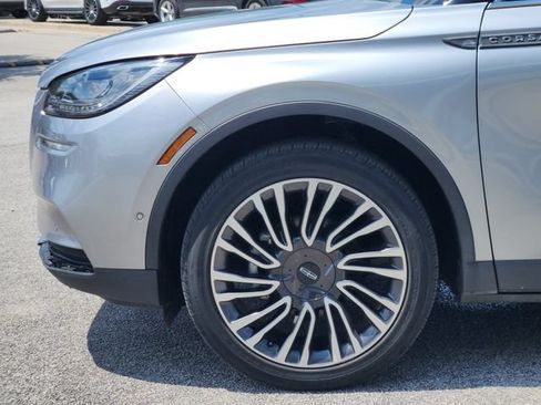 Used 2022 Lincoln Corsair Reserve w/ Equipment Group 201A FWD image 5
