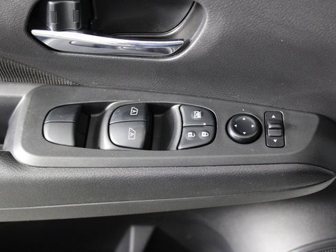 Certified 2023 Nissan Kicks SV FWD image 23