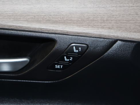 Used 2025 Toyota Grand Highlander Platinum image 36