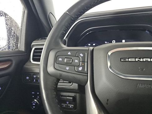 Used 2023 GMC Yukon XL Denali Ultimate AWD/4WD image 33