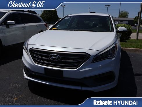 Used 2015 Hyundai Sonata Sport w/ Option Group 03 image 12