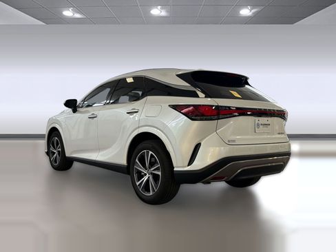 Used 2024 Lexus RX 350 Premium w/ Accessory Package (K3) FWD image 3
