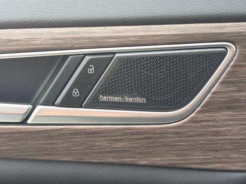 Certified 2024 Volkswagen Atlas SEL Premium R-Line AWD/4WD image 10