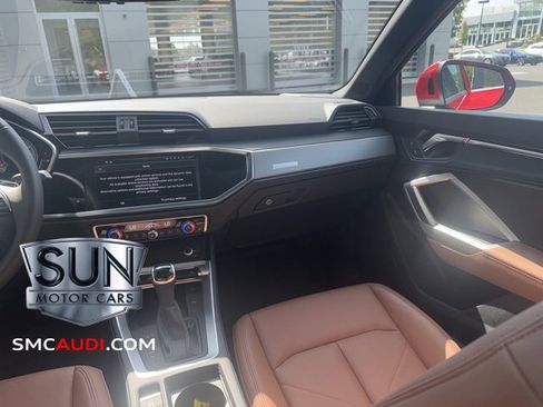 Certified 2025 Audi Q3 2.0T Premium Plus w/ Premium Plus Package image 16