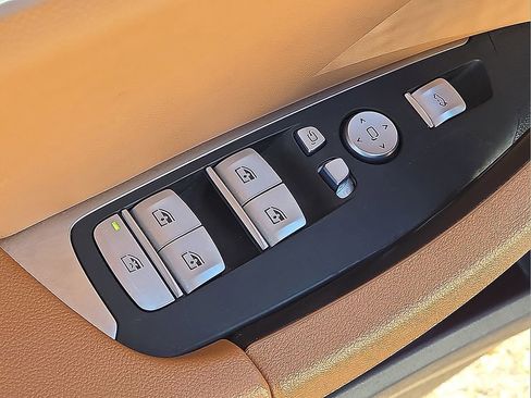 Used 2023 BMW X4 M40i w/ Shadowloine Package image 22