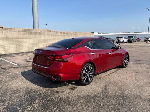 Used 2021 Nissan Altima 2.5 Platinum AWD/4WD image 6