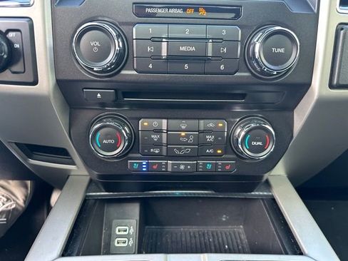 Certified 2018 Ford F150 Lariat image 18