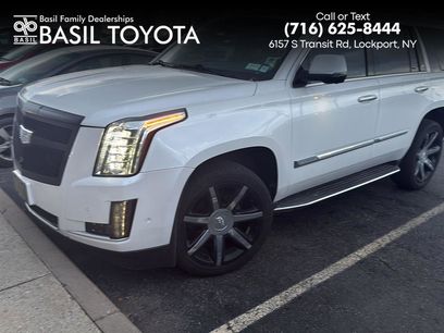 Used 2017 Cadillac Escalade Luxury