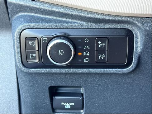 Used 2023 Ford Bronco Wildtrak image 12