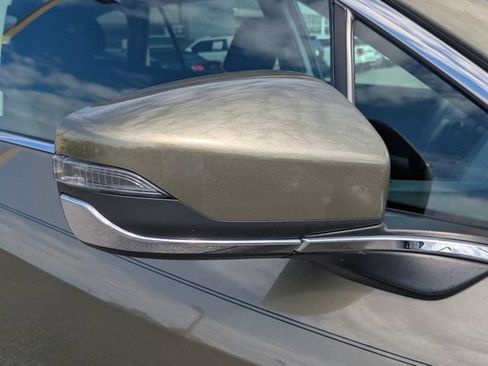 Used 2021 Subaru Outback Premium AWD/4WD image 12