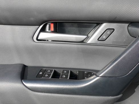 Certified 2025 MAZDA CX-50 2.5 Hybrid w/ Preferred Pkg image 11