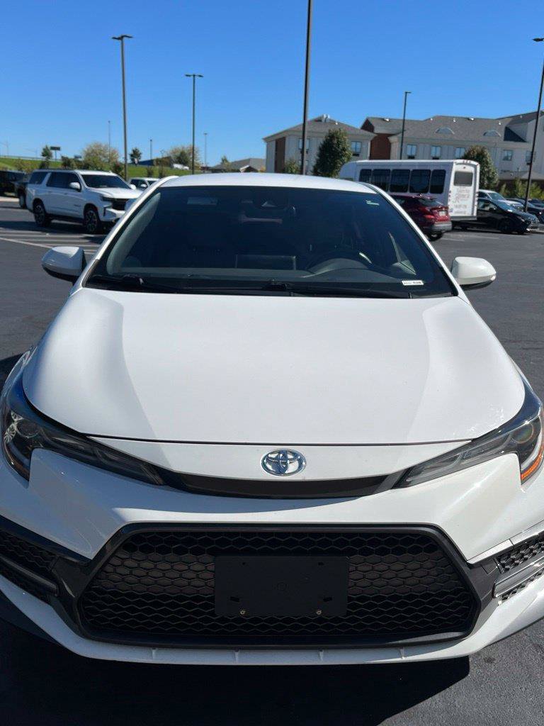 Used 2021 Toyota Corolla SE FWD image 1
