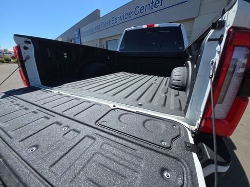 Certified 2025 Ford F350 Platinum w/ FX4 Off-Road Package AWD/4WD image 16