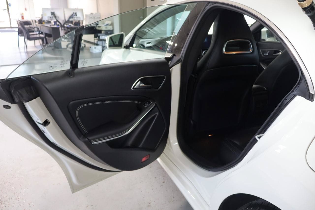 Used 2018 Mercedes-Benz CLA 250 4MATIC image 22