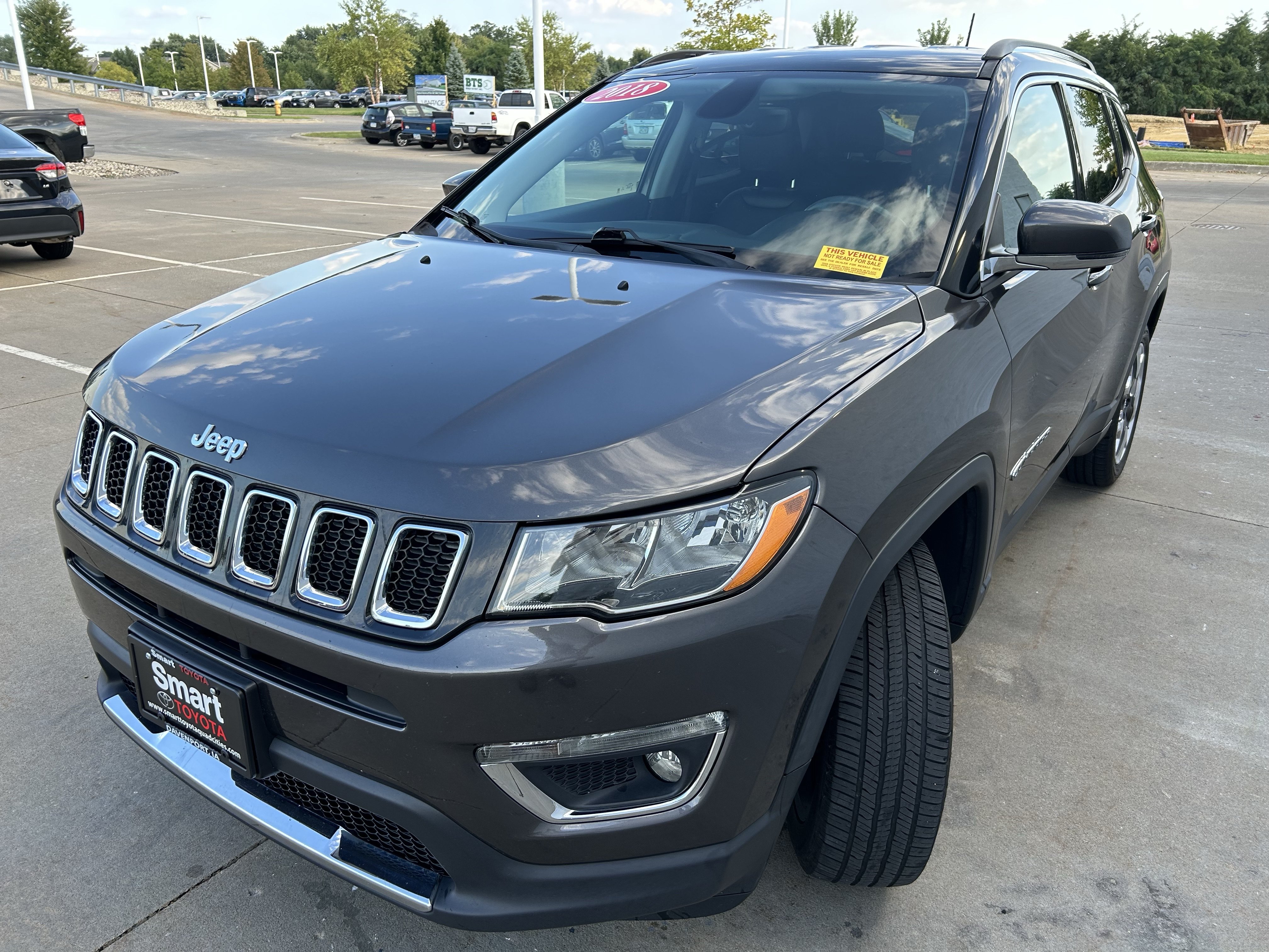 Used 2018 Jeep Compass Limited AWD/4WD image 3