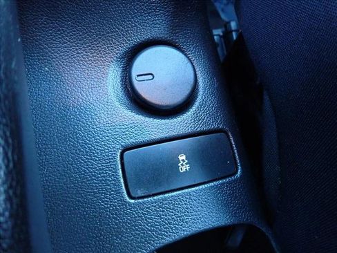 Used 2014 Chevrolet Sonic LT image 17