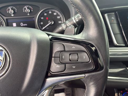 Used 2024 Buick Enclave Essence w/ Experience Buick Package FWD image 16