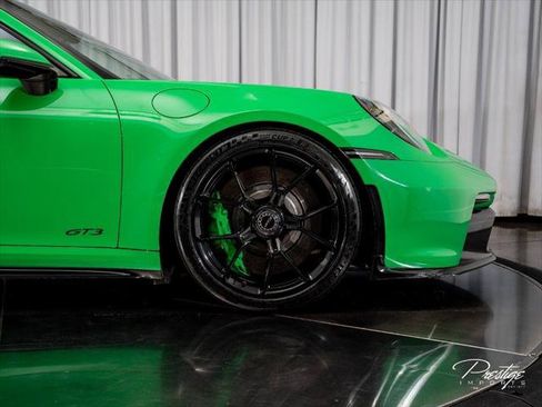 Used 2023 Porsche 911 GT3 RWD image 17