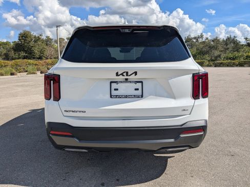 New 2026 Kia Sorento SX Prestige AWD/4WD image 8