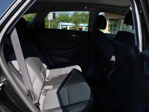 Used 2018 Hyundai Tucson Value AWD/4WD image 29