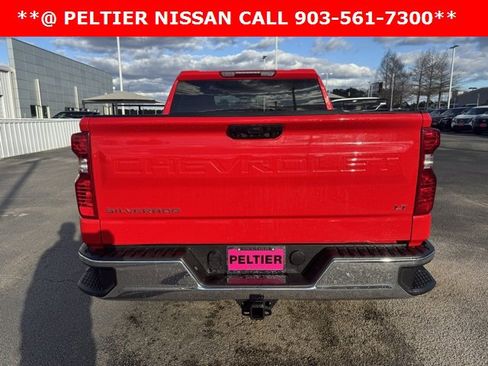 Used 2025 Chevrolet Silverado 1500 LT image 4