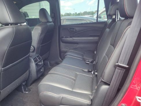 Used 2022 Honda Passport TrailSport image 7