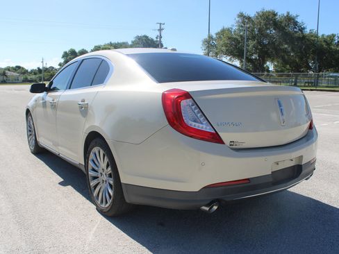 Used 2014 Lincoln MKS w/ Equipment Group 101A FWD image 7
