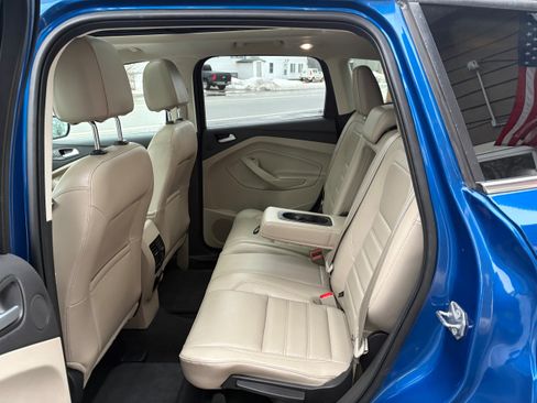 Used 2017 Ford Escape Titanium image 15