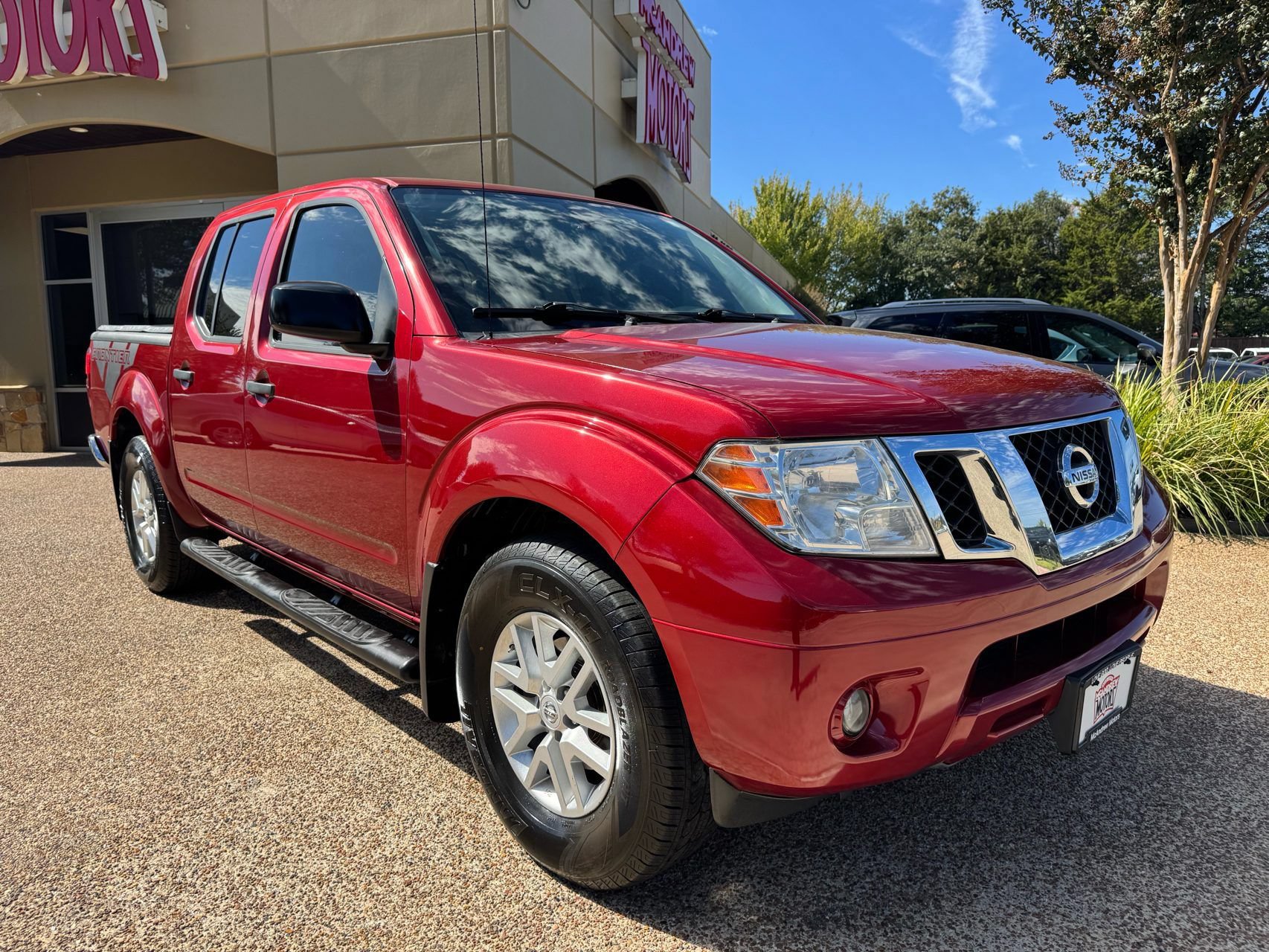 Used 2019 Nissan Frontier SV w/ Value Truck Package RWD image 11