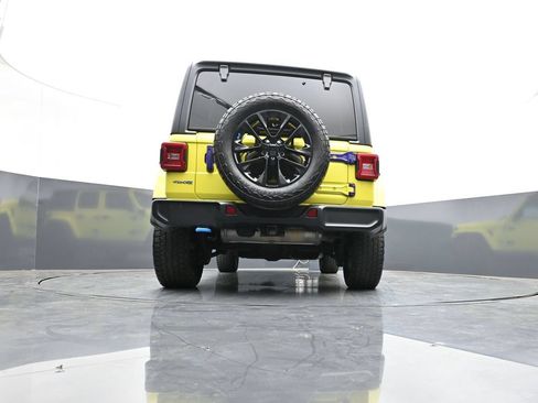 Used 2023 Jeep Wrangler Unlimited Sahara w/ Cold Weather Group AWD/4WD image 54