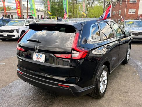 Used 2025 Honda CR-V LX image 7