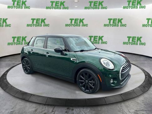 Used 2017 MINI Cooper 4-Door Hardtop FWD image 2
