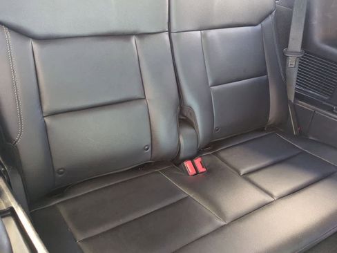 Used 2022 Ford Explorer Limited w/ Equipment Group 301A image 21