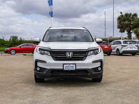 Used 2021 Honda Pilot Special Edition image 3