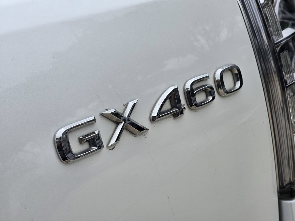 Used 2023 Lexus GX 460 Premium w/ Premium Package AWD/4WD image 12