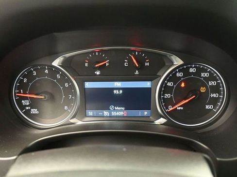 Used 2024 GMC Terrain SLT AWD/4WD image 30