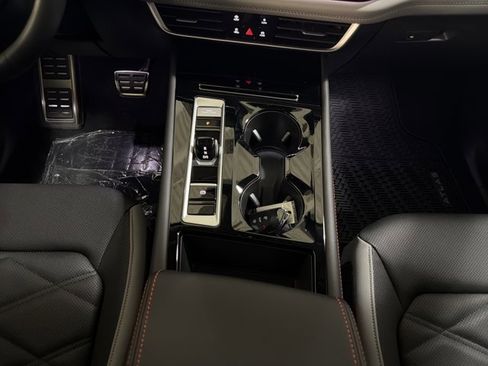 New 2026 Volkswagen Atlas Peak Edition AWD/4WD image 34