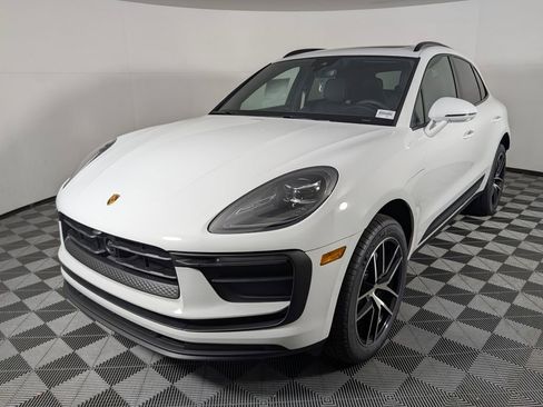 New 2026 Porsche Macan AWD/4WD image 1