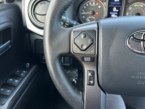 Certified 2023 Toyota Tacoma TRD Off-Road image 29