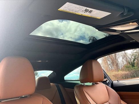 Used 2024 BMW M440i Coupe w/ Premium Package image 25